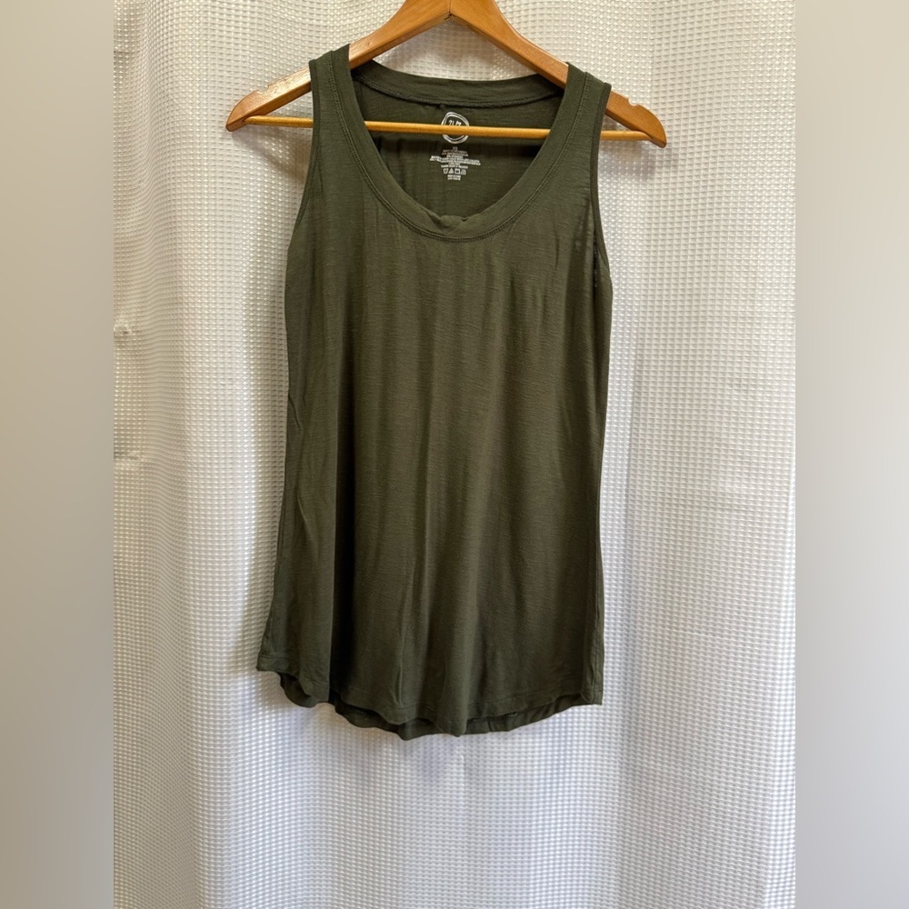 Maurices Dark Olive Green Tank Top, flowy - oversized xs